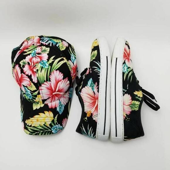 Sole Mates Floral Multicolor Lace Up Canvas Sneakers Size 10 without the hat - Picture 12 of 12